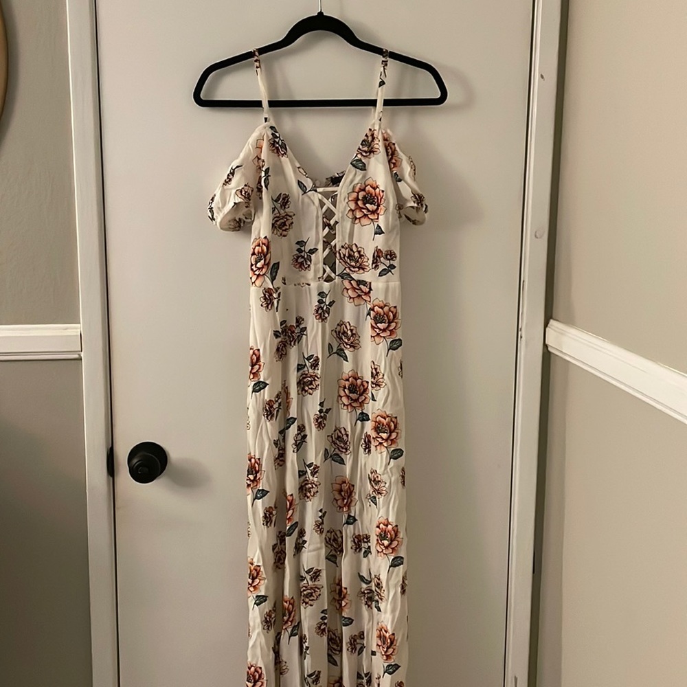Cold shoulder floral maxi dress - NWT